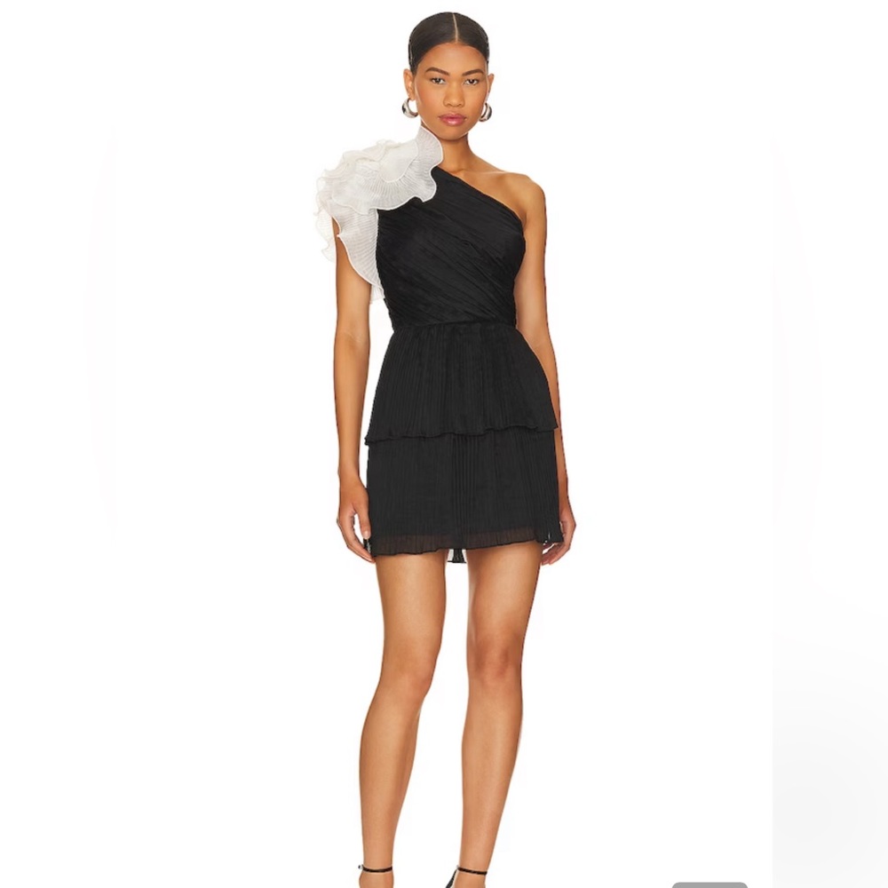 Elliatt Upscale Mini Dress size Small
